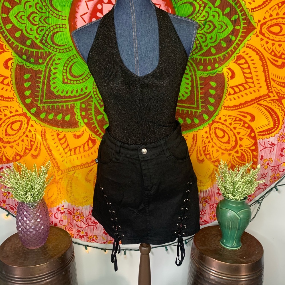 Black denim mini skirt - Picture 3 of 5